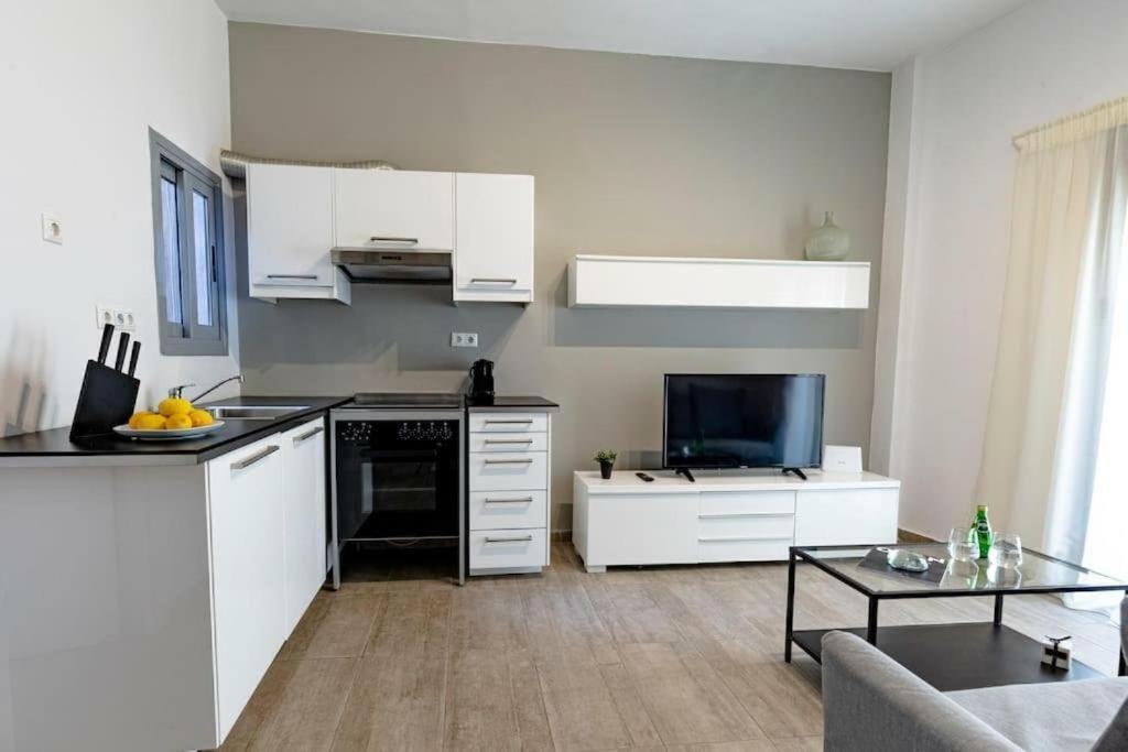 Athens Tower 2 Bedroom Apartment By Superhost Hub Экстерьер фото